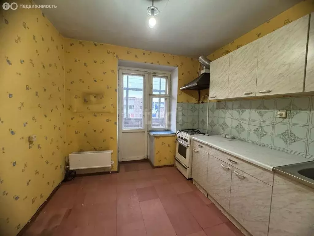 1-комнатная квартира: Шадринск, улица Володарского, 49 (35 м) - Фото 1