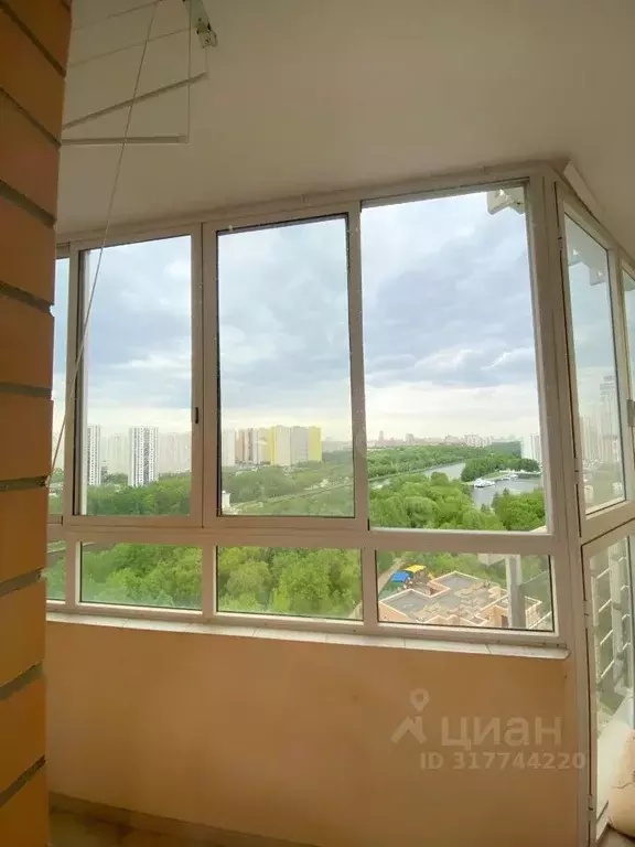 1-к кв. Московская область, Химки Ленинский просп., 18 (49.6 м) - Фото 1