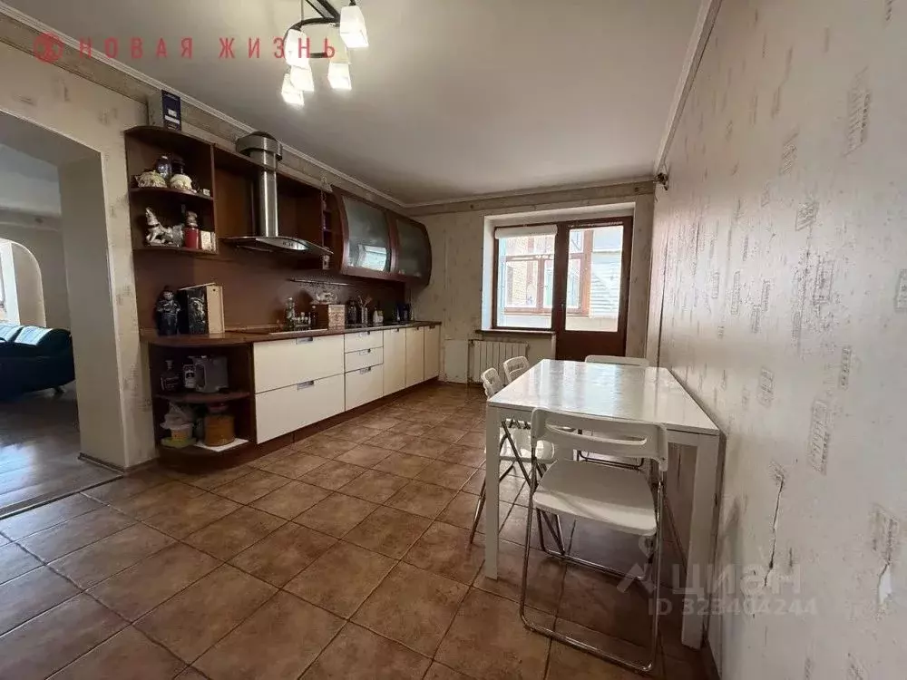 3-к кв. Самарская область, Самара просп. Кирова, 318 (117.0 м) - Фото 2