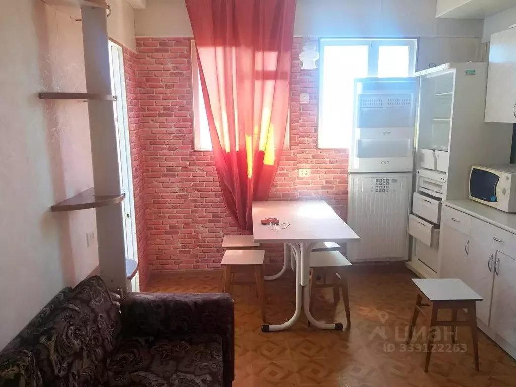 3-к кв. Краснодарский край, Туапсе Армавирская ул., 9 (67.0 м) - Фото 2