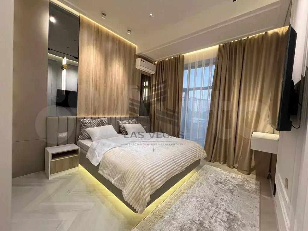 2-к. квартира, 80 м, 9/17 эт. - Фото 0