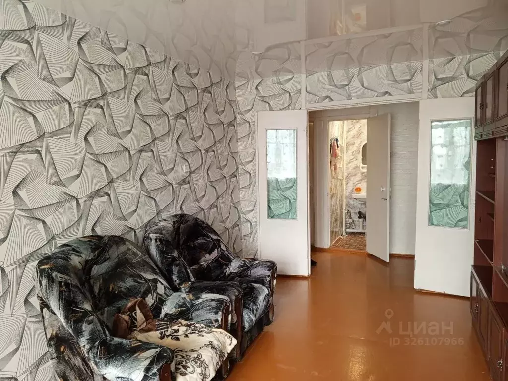 3-к кв. Новосибирская область, Искитимский район, Линево городское ... - Фото 1