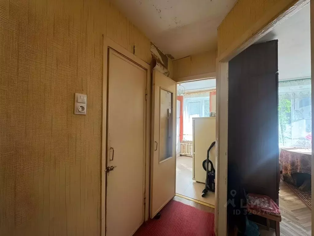 1-к кв. Ленинградская область, Гатчина ул. Хохлова, 17 (30.0 м) - Фото 1