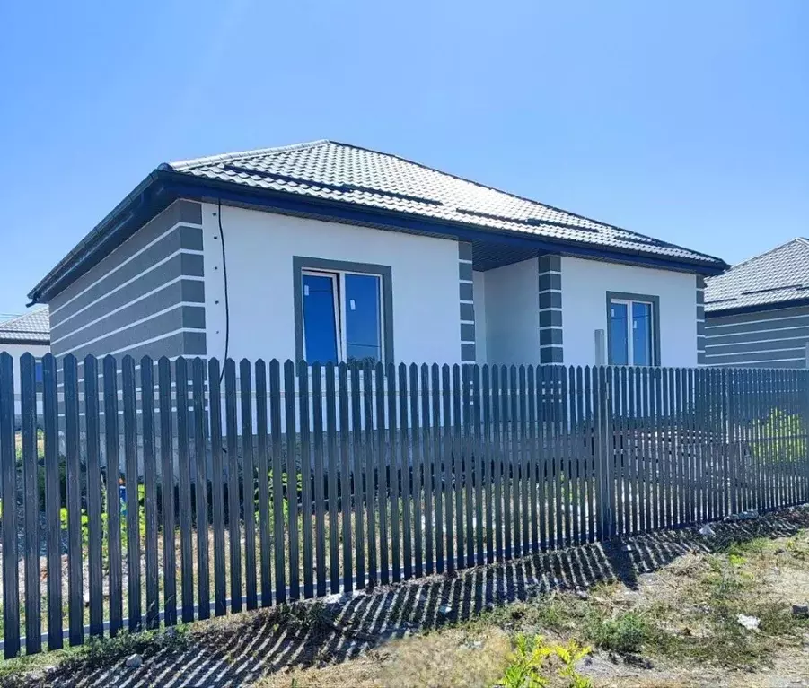 Дом в Краснодарский край, Новороссийск городской округ, Семигорский ... - Фото 2