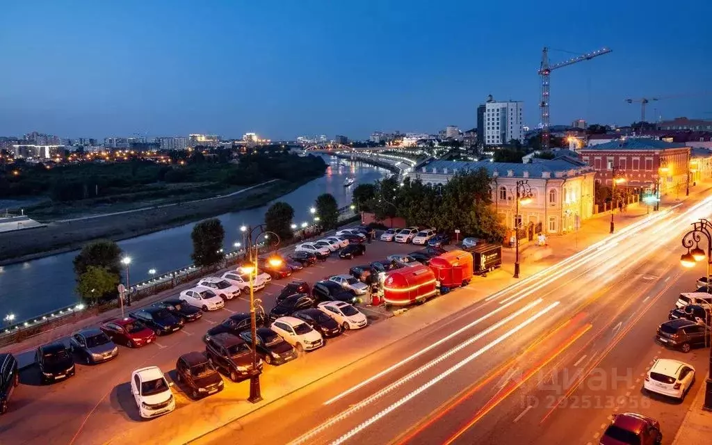 2-к кв. Тюменская область, Тюмень ул. Республики, 6а (44.0 м) - Фото 2