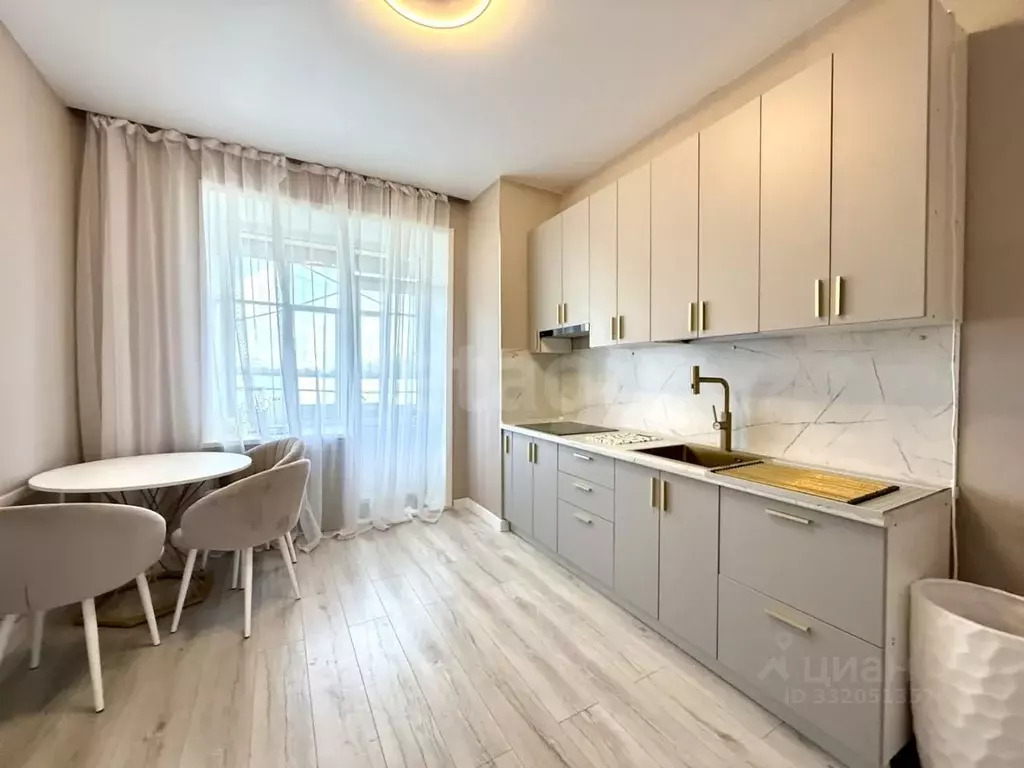 3-к кв. Коми, Сыктывкар ул. Горького, 18 (68.7 м) - Фото 1