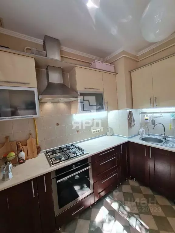 4-к кв. Ростовская область, Новочеркасск пер. Кривопустенко (80.0 м) - Фото 0