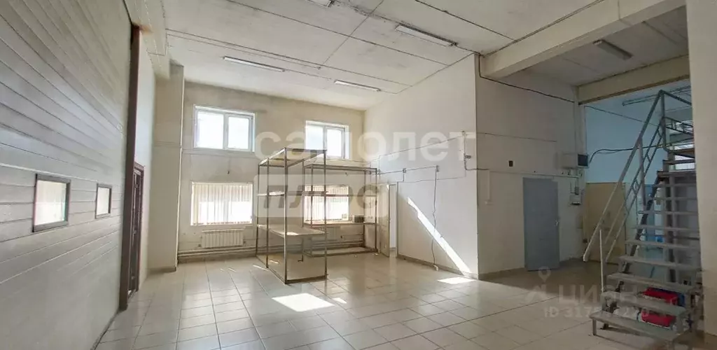Склад в Новосибирская область, Новосибирск ул. Декабристов, 253 (217 ... - Фото 0
