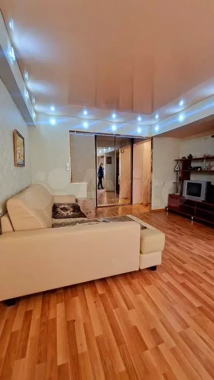 3-к. квартира, 49 м, 2/5 эт. - Фото 1