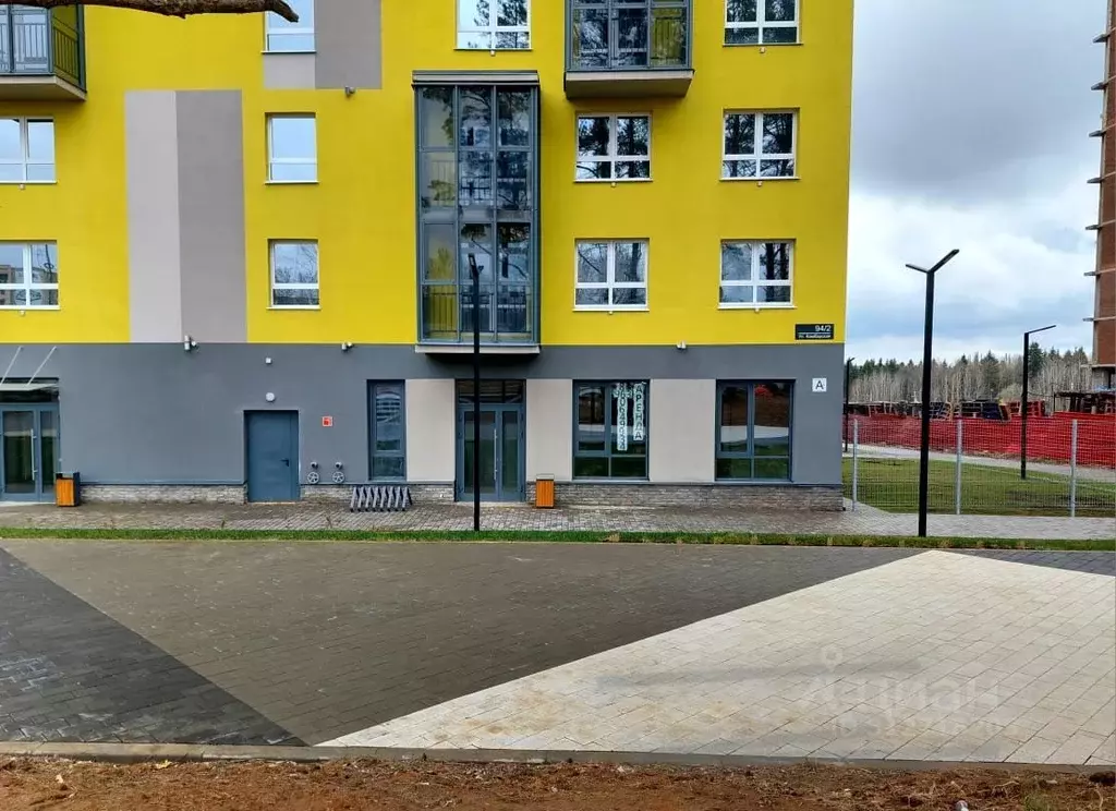 Помещение свободного назначения в Удмуртия, Ижевск Камбарская ул., ... - Фото 0