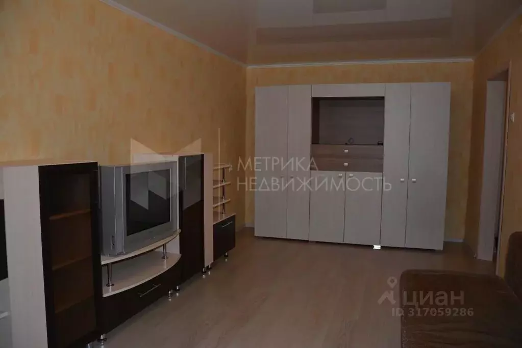 1-к кв. Тюменская область, Тюмень ул. Республики, 92 (34.0 м) - Фото 0