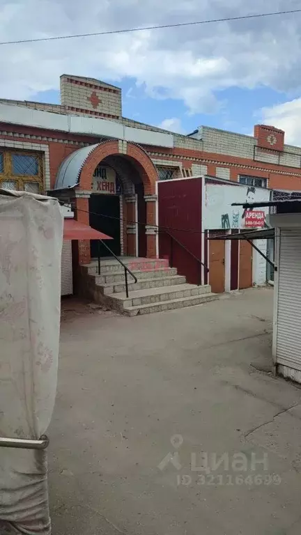 Торговая площадь в Воронежская область, Лиски Коммунистическая ул., 4 ... - Фото 0