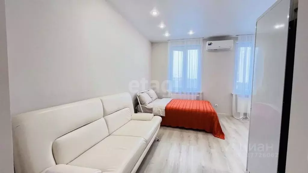 Студия Тюменская область, Тюмень Новгородская ул., 1 (27.7 м) - Фото 1