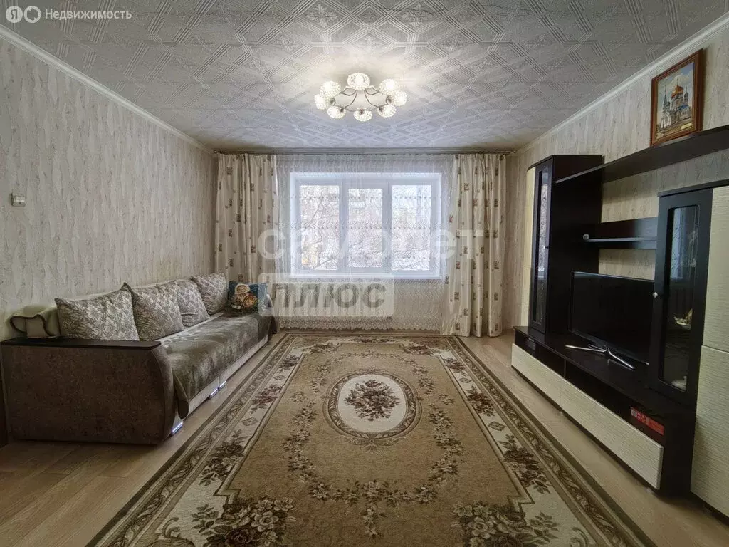 2-комнатная квартира: Омск, Пригородная улица, 17 (63.2 м) - Фото 1