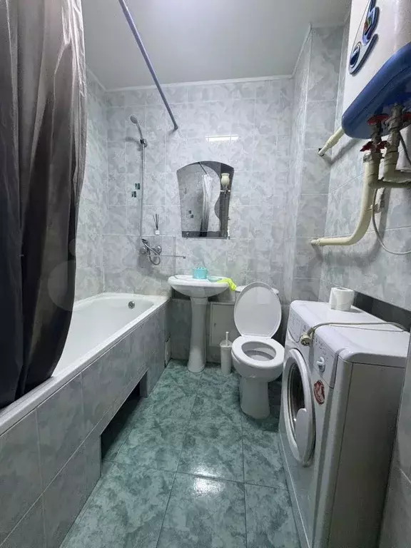 1-к. квартира, 40 м, 7/10 эт. - Фото 0