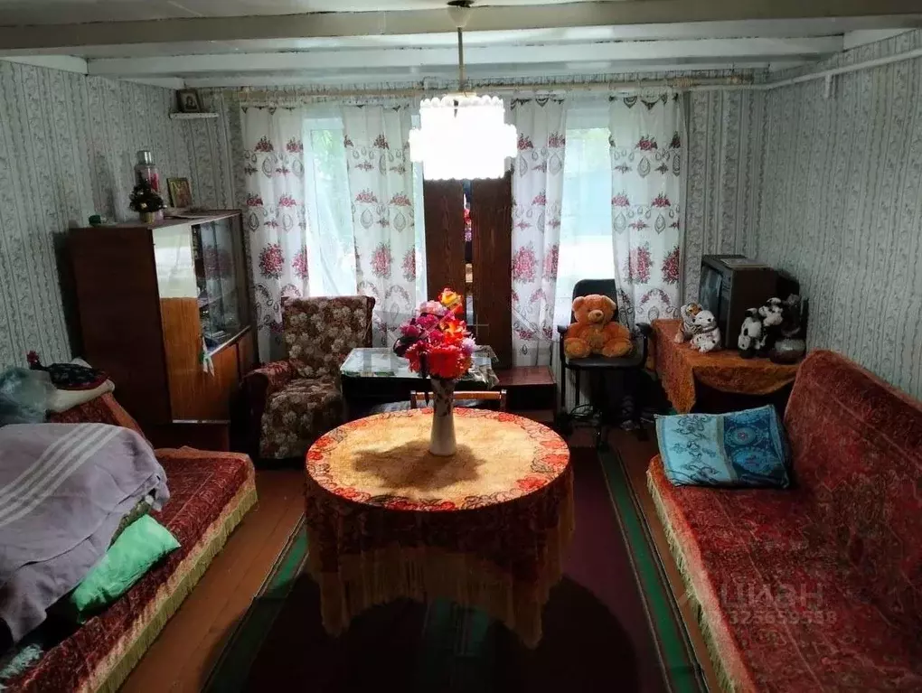 Дом в Новгородская область, Крестцы рп ул. Некрасова (63 м) - Фото 1