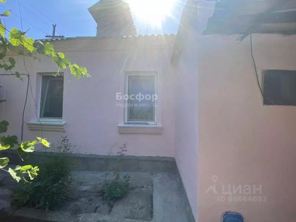 Дом в Крым, Феодосия ул. Анюнаса, 10 (60 м) - Фото 0