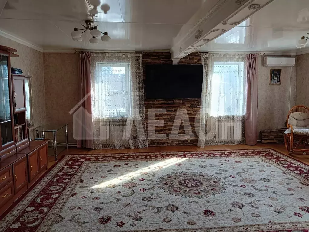 Дом в Омская область, Омск Семипалатинская ул., 39 (188 м) - Фото 1