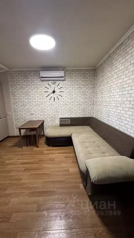 2-к кв. Кабардино-Балкария, Нальчик Эльбрусская ул., 19 (80.0 м) - Фото 1