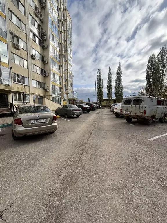 1-к кв. Саратовская область, Энгельс Студенческая ул., 183д (40.0 м) - Фото 0