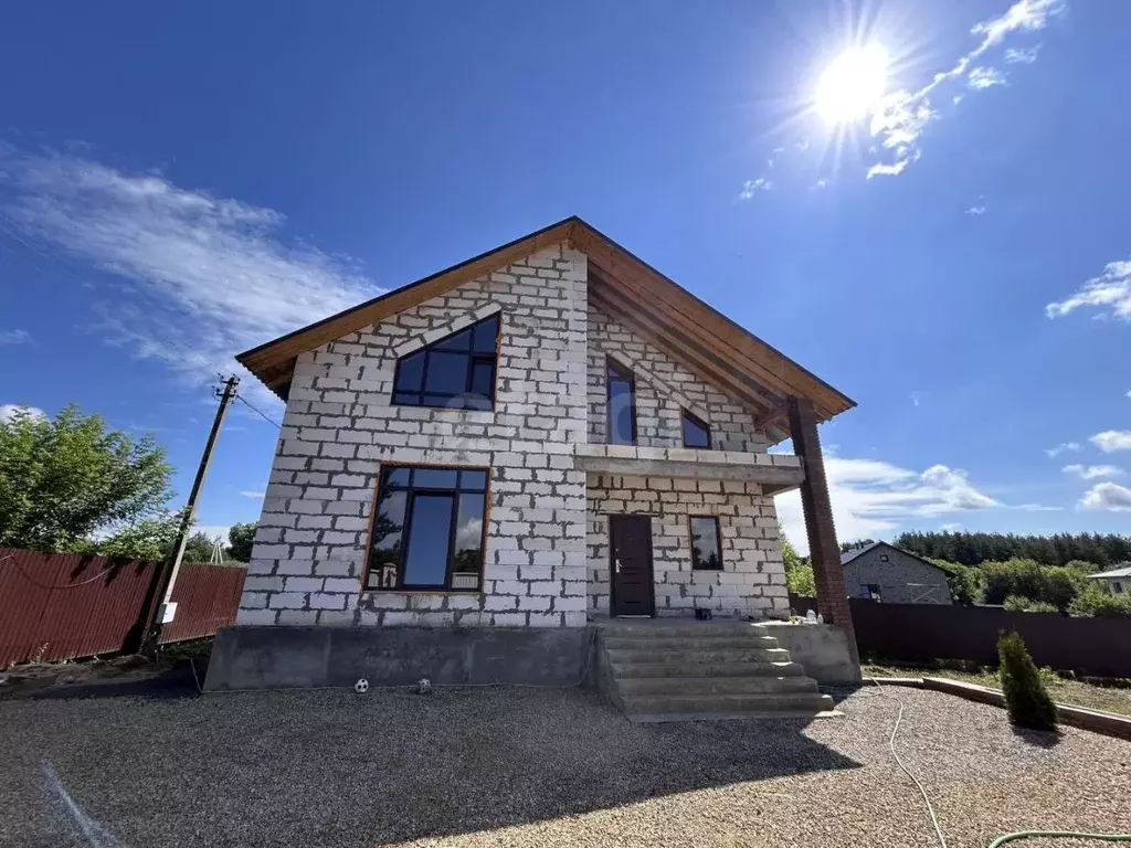 Дом в Тульская область, Богородицк Березовая ул., 4 (200 м) - Фото 1