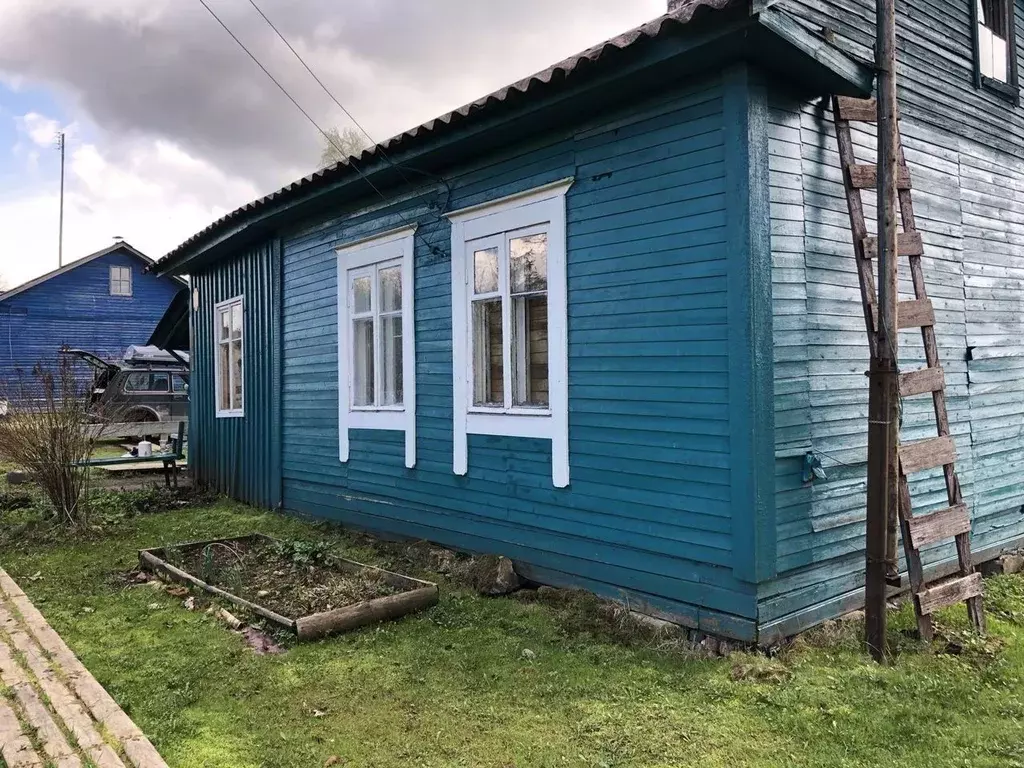 Дом в Новгородская область, Любытинский район, Неболчское с/пос, д. ... - Фото 1