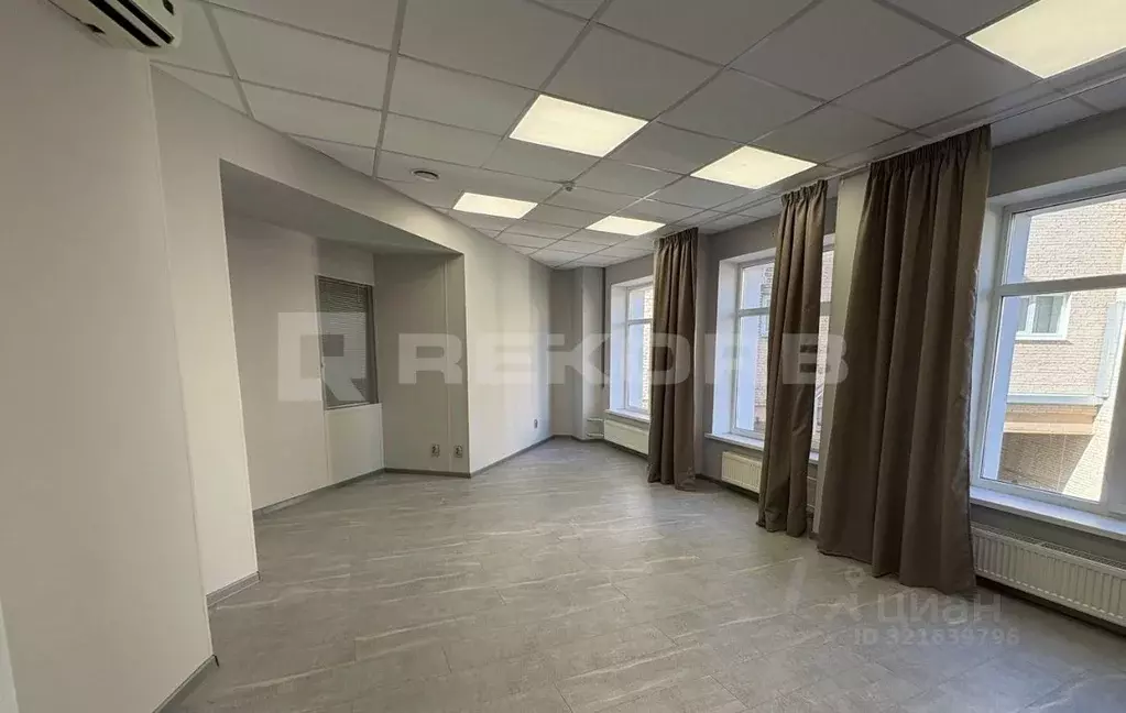 Офис в Санкт-Петербург Воронежская ул., 5к3 (691 м) - Фото 1