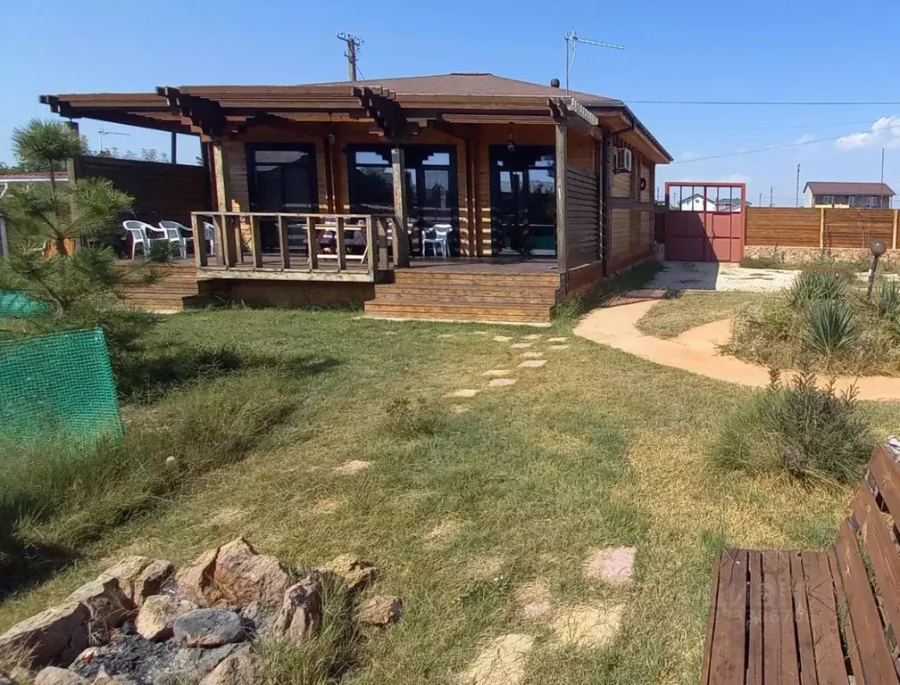 Дом в Крым, Сакский район, Уютненское с/пос, Орбита СПК ул. Зеленая, ... - Фото 1