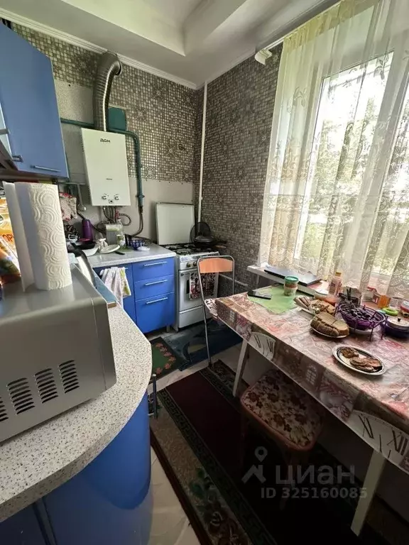 2-к кв. Московская область, Серпухов ул. Химиков, 37 (44.3 м) - Фото 1