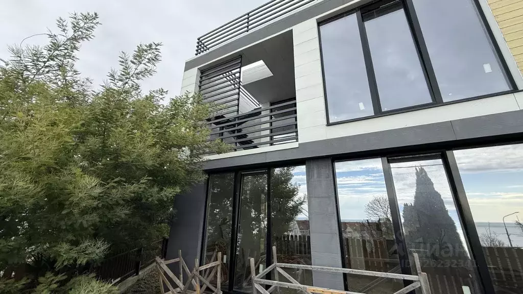 Дом в Краснодарский край, Сочи Звездная ул., 16И (170 м) - Фото 1