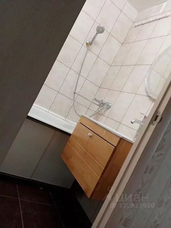 3-к кв. Красноярский край, Красноярск ул. Копылова, 48 (66.0 м) - Фото 1