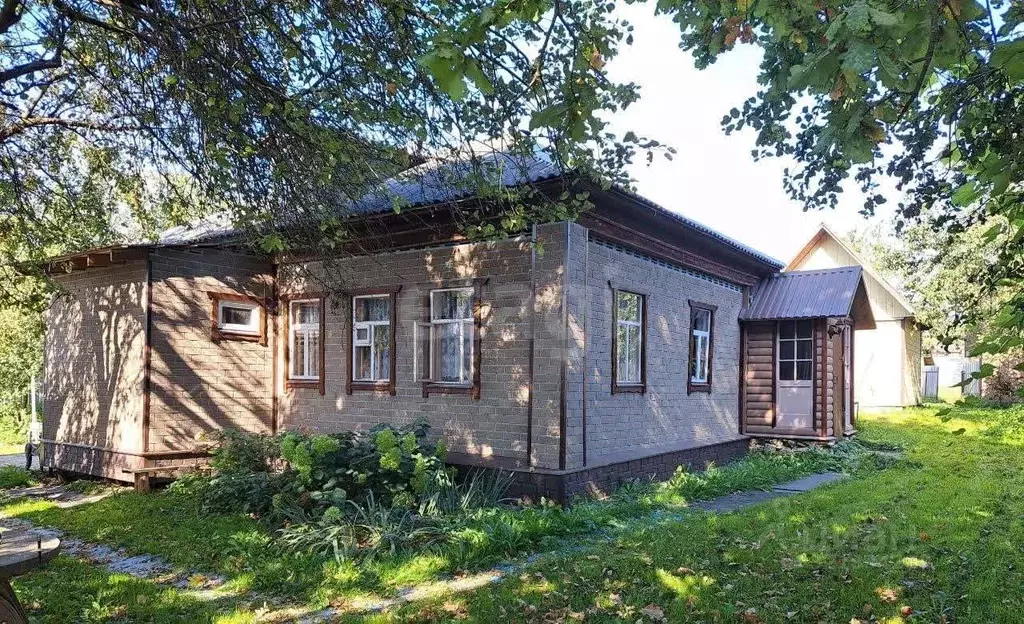 Дом в Калужская область, Малоярославецкий район, Коллонтай с/пос, д. ... - Фото 1