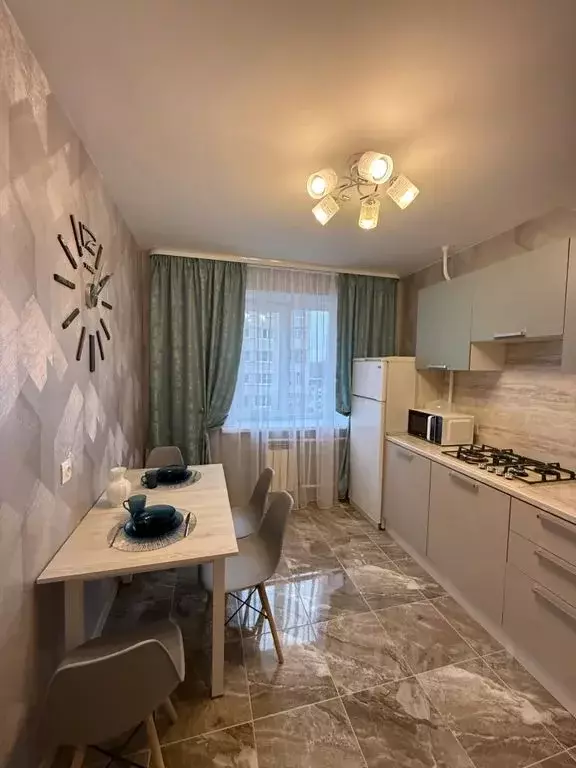 1-к кв. Новгородская область, Великий Новгород Октябрьская ул., 38к2 ... - Фото 1