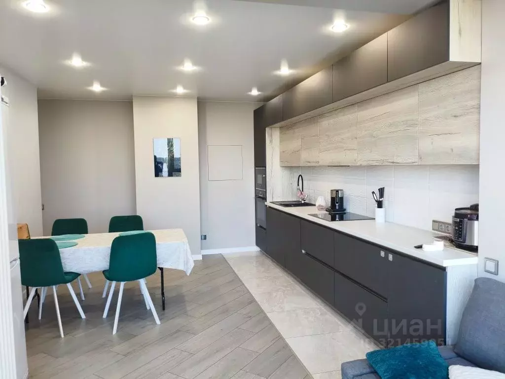 3-к кв. Санкт-Петербург пос. Парголово, Заречная ул., 10 (86.0 м) - Фото 0