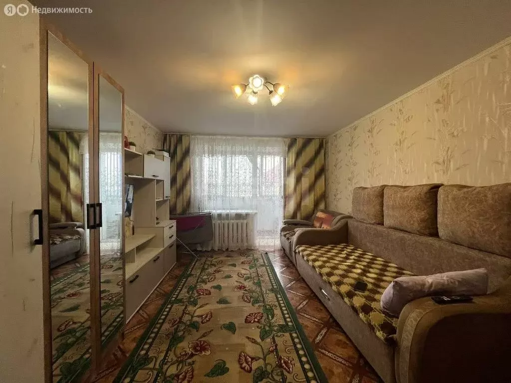 2-комнатная квартира: Ачинск, микрорайон Сибгородок, Тарутинская ... - Фото 1