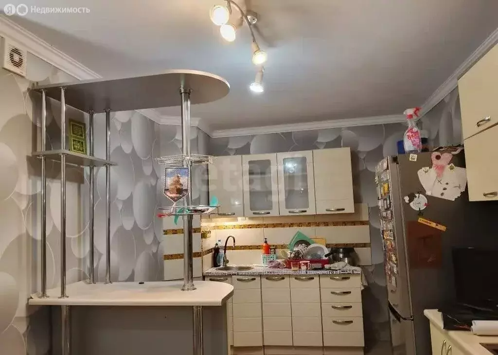 3-комнатная квартира: Балтийск, улица Пирогова, 1 (61 м) - Фото 2