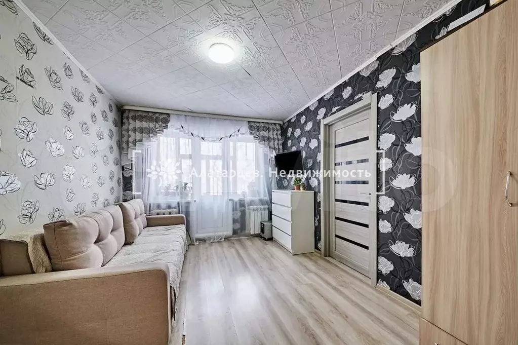 2-к. квартира, 46м, 5/5эт. - Фото 1