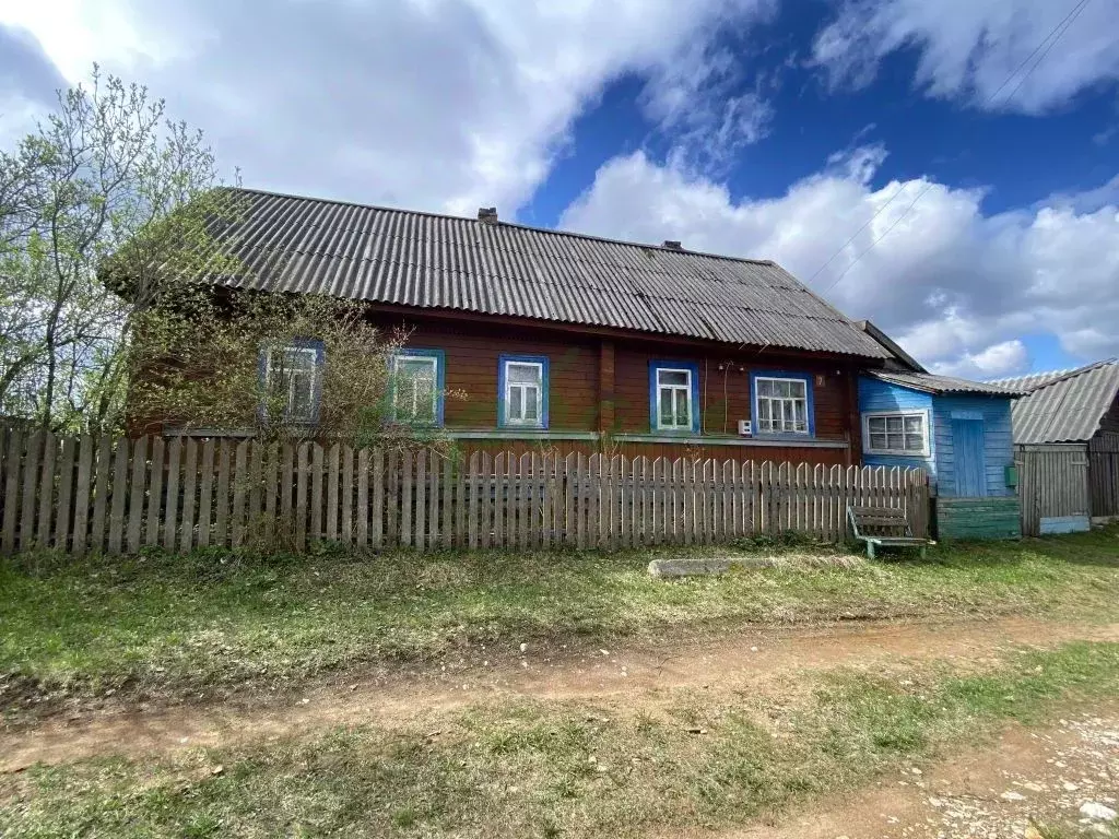 Дом в Тверская область, Пеновский муниципальный округ, пос. Охват ул. ... - Фото 0