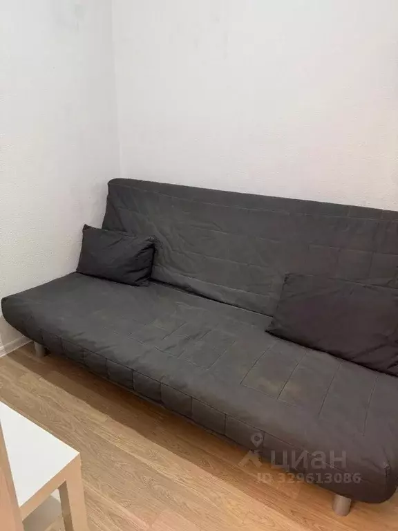 Комната Москва ул. Саларьевская, 8к1 (8.0 м) - Фото 1