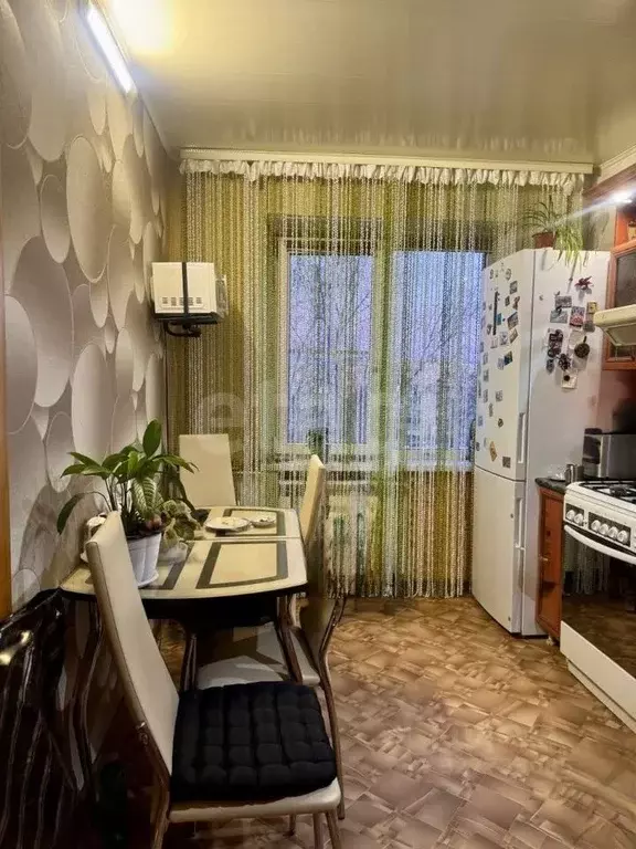 4-к кв. Белгородская область, Губкинский городской округ, пос. ... - Фото 1