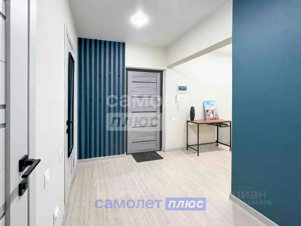 3-к кв. Чувашия, Чебоксары Ярмарочная ул., 19к1 (90.0 м) - Фото 0