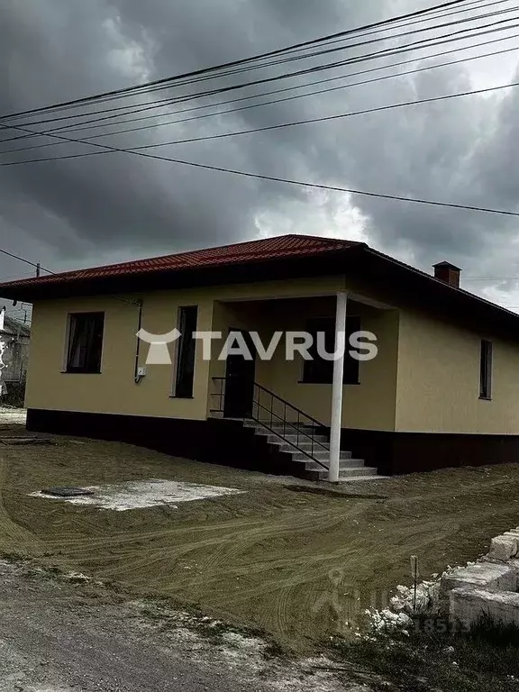 Дом в Крым, Бахчисарайский район, с. Скалистое  (130 м) - Фото 2