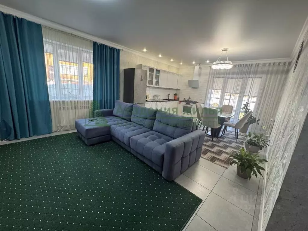 Дом в Саратовская область, Энгельс ул. Новгородская, 5 (110 м) - Фото 1