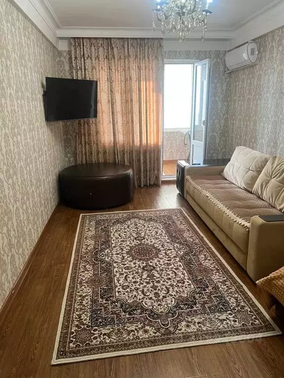 2-к кв. Дагестан, Каспийск просп. Акулиничева, 15 (56.0 м) - Фото 0