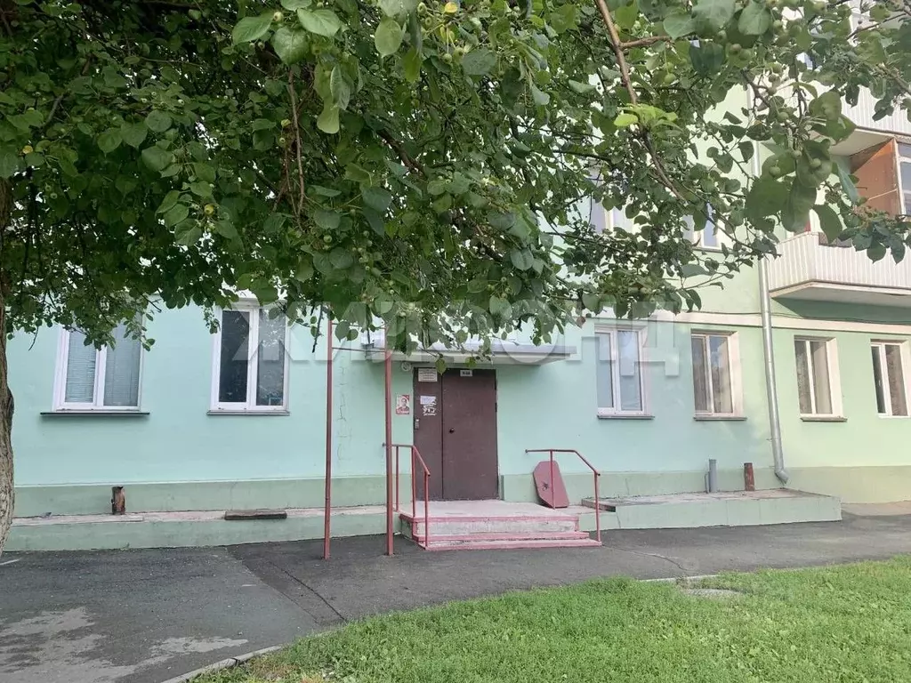 Комната Новосибирская область, Новосибирск Парковая ул., 7 (7.7 м) - Фото 0