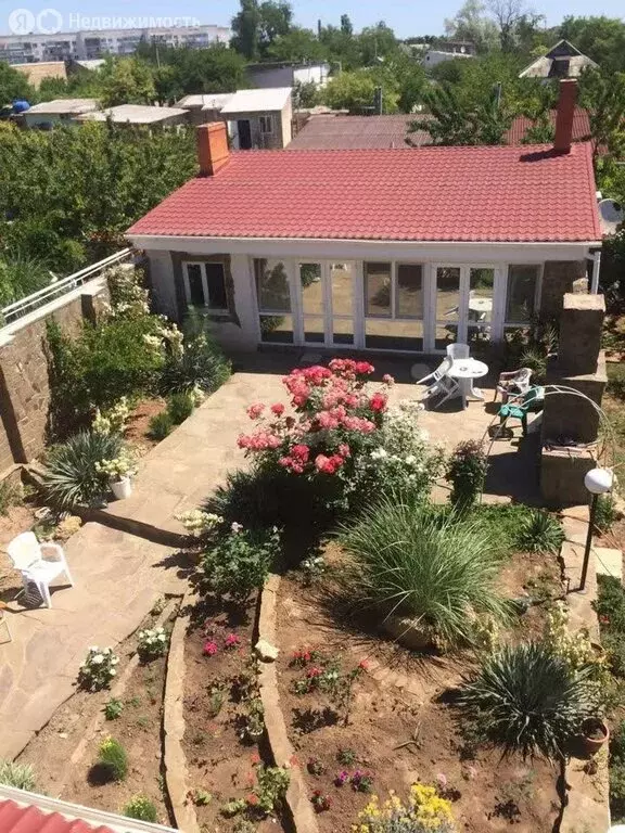 Дом в Заозёрное, улица Чкалова (448.8 м) - Фото 2