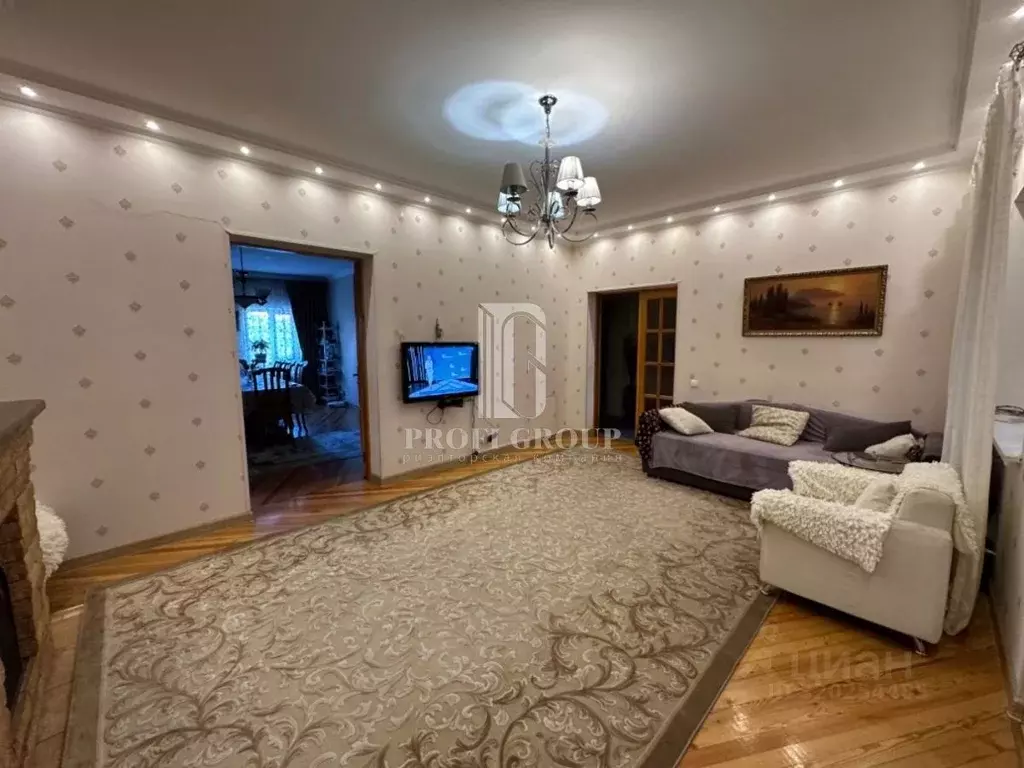 Дом в Дагестан, Махачкала ул. Ацы Абдуллаева, 24 (150 м) - Фото 0