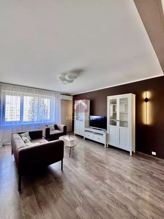 3-к кв. Саратовская область, Саратов ул. Усть-Курдюмская, 3 (60.0 м) - Фото 0