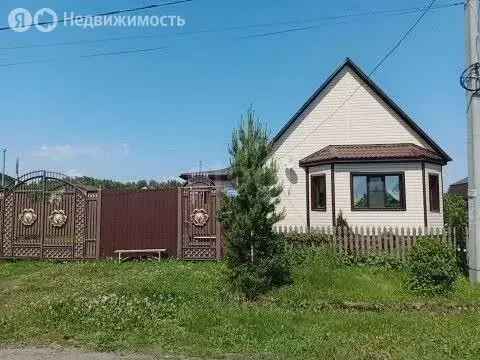 Дом в Омская область, рабочий посёлок Кормиловка, улица Химиков (74.1 ... - Фото 0