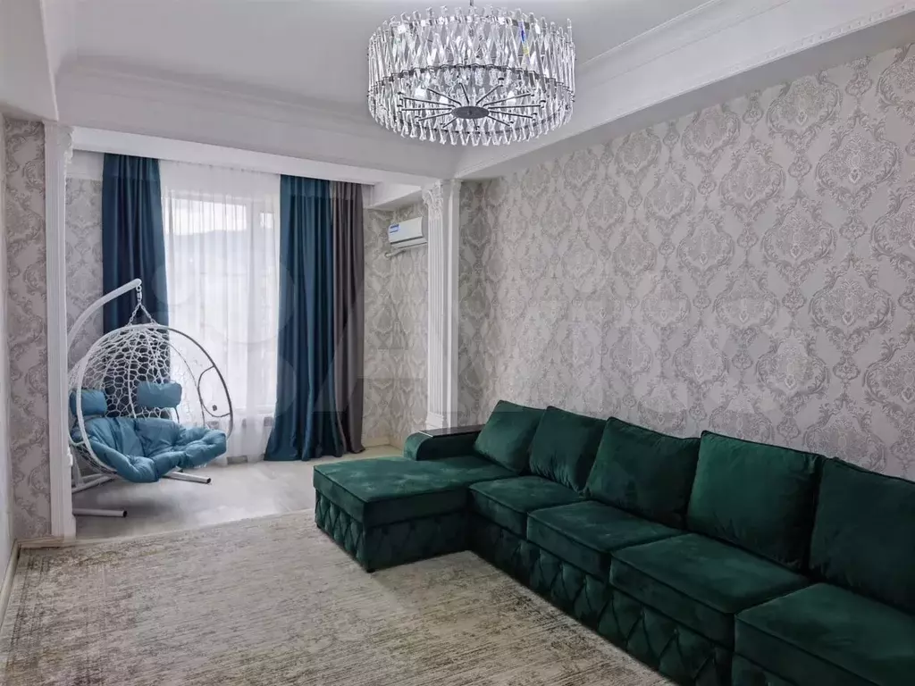 2-к. квартира, 70,5 м, 9/13 эт. - Фото 0